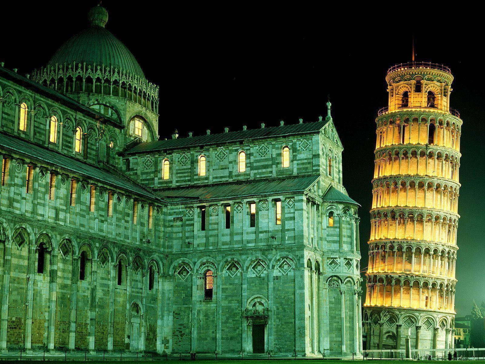 Leaning Tower Of Pisa At Night Wallpaper