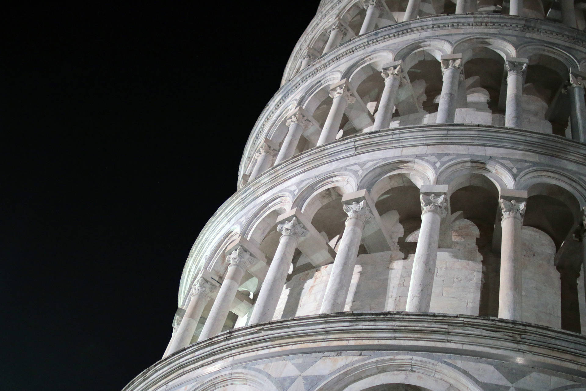 Leaning Tower Of Pisa Close-up Wallpaper