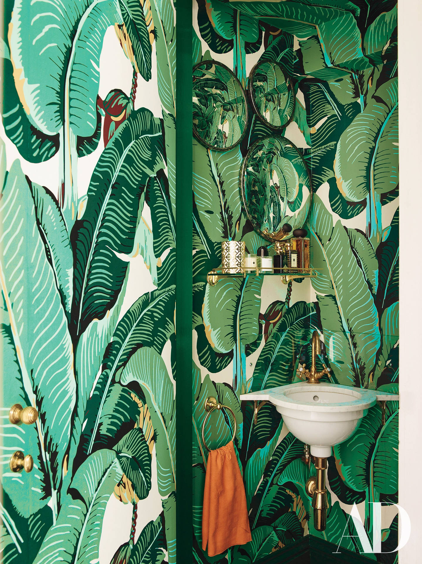 Leaves Wall In Beverly Hills Hotel Wallpaper