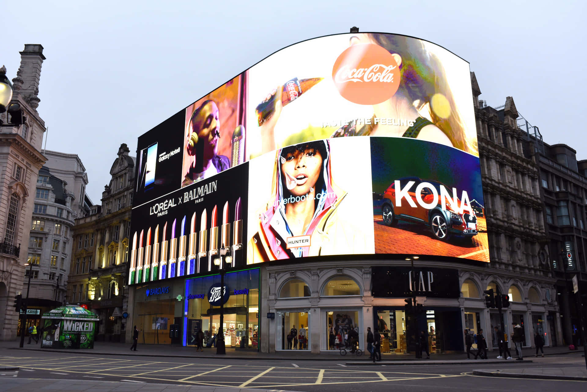 LED-skærm af Piccadilly Circus London Wallpaper
