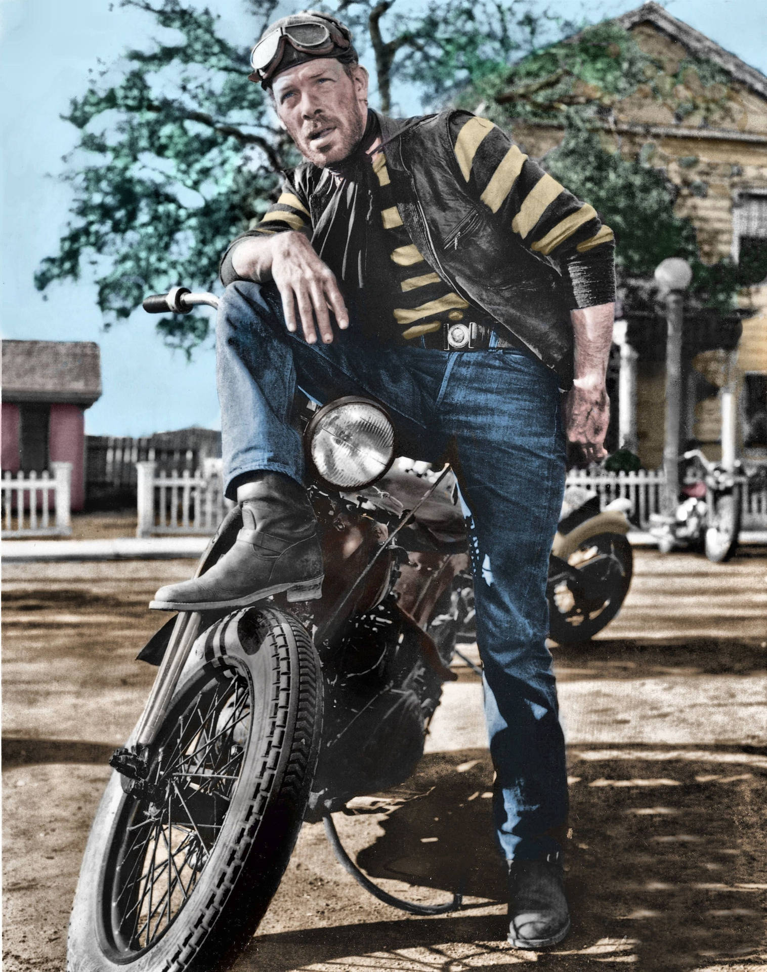 Lee Marvin på motorcykel Wallpaper