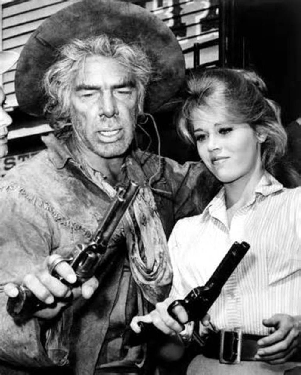 Lee Marvin With A Woman Wallpaper