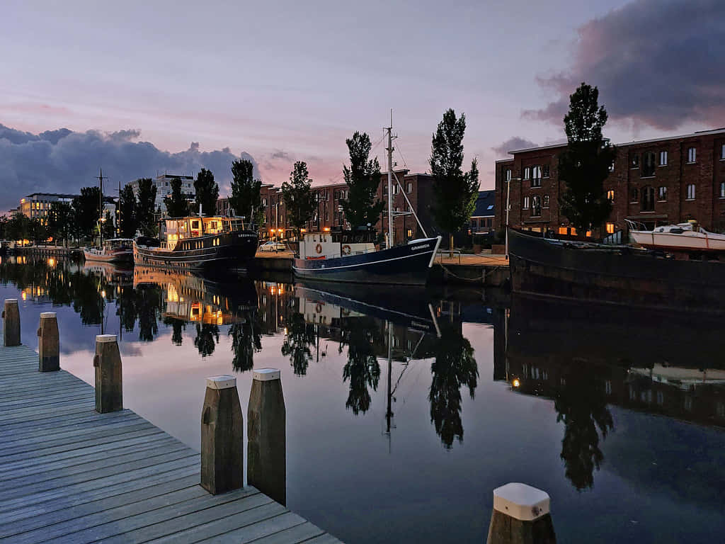 Leeuwarden Haven Schemering Reflecties Achtergrond