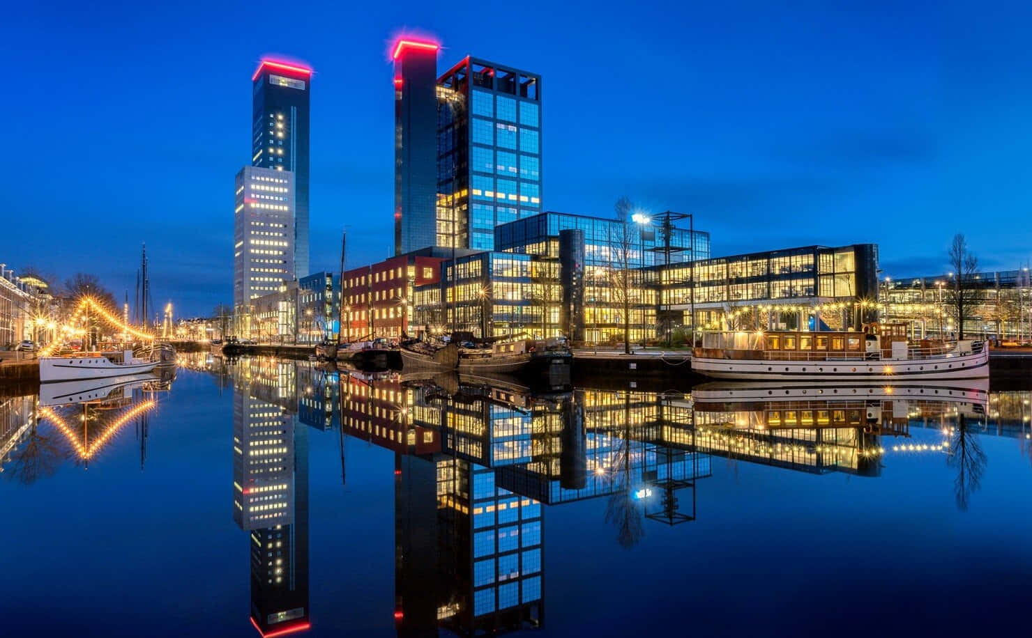 Leeuwarden Waterfront Schemer Reflecties Achtergrond