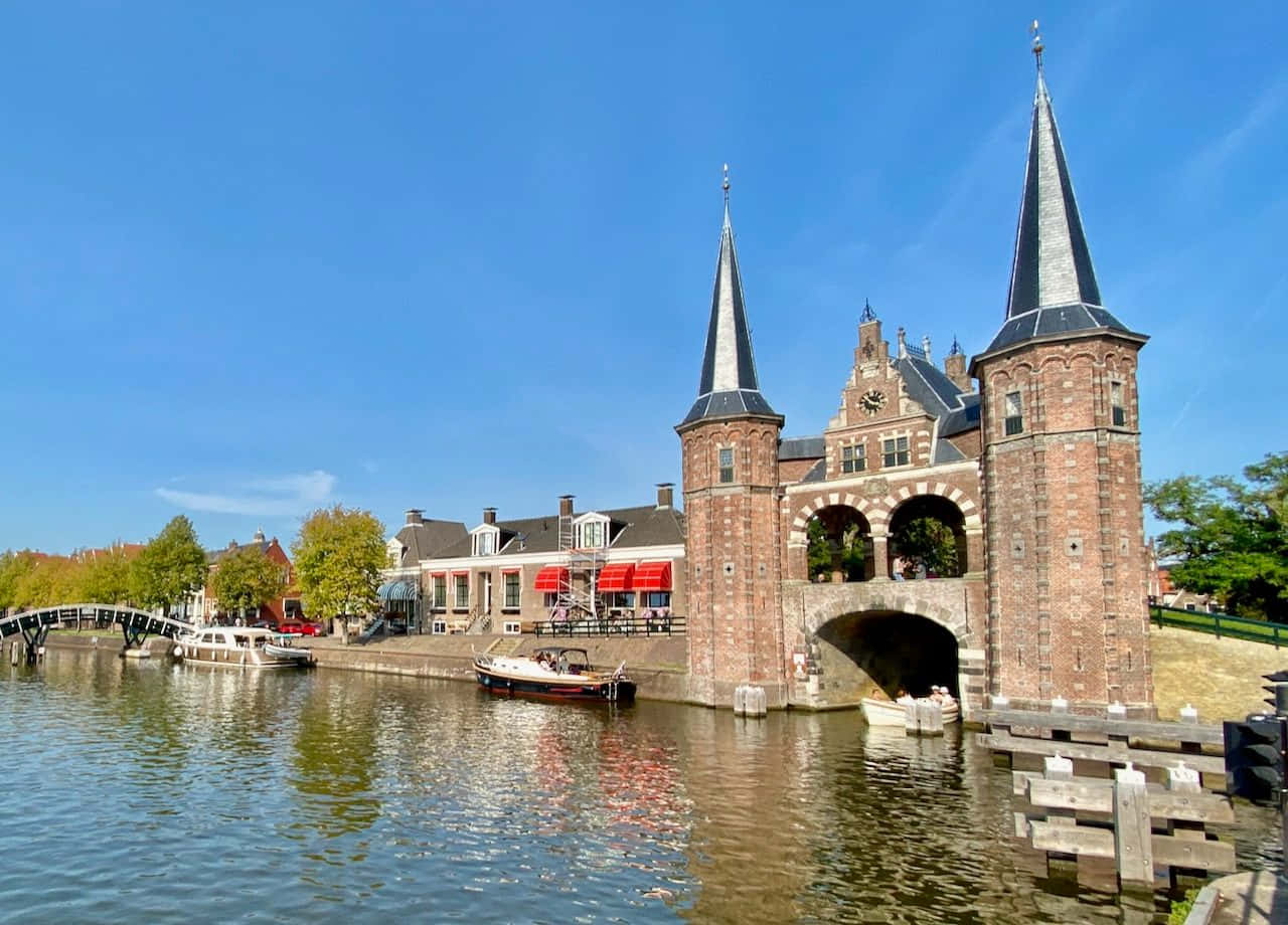 Leeuwarden Waterpoort Zonnige Dag Achtergrond