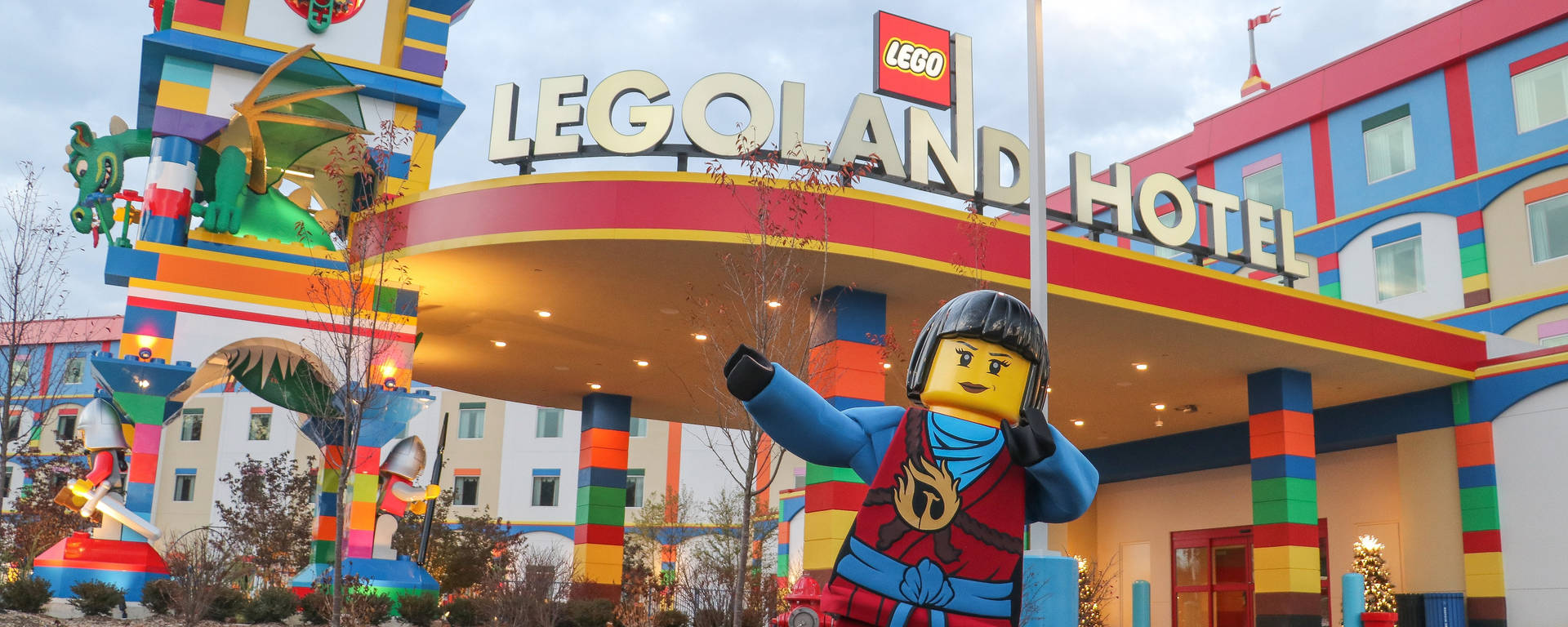 Legoland Hotel And Character Wallpaper