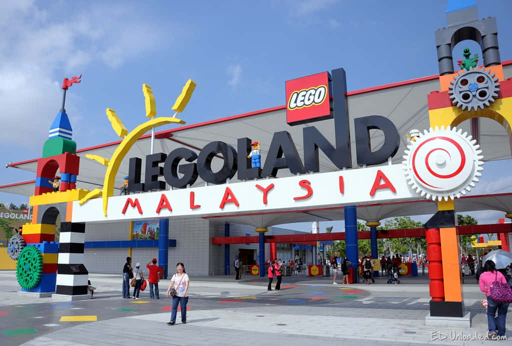 ¡diviértetecon Amigos En El Icónico Legoland!