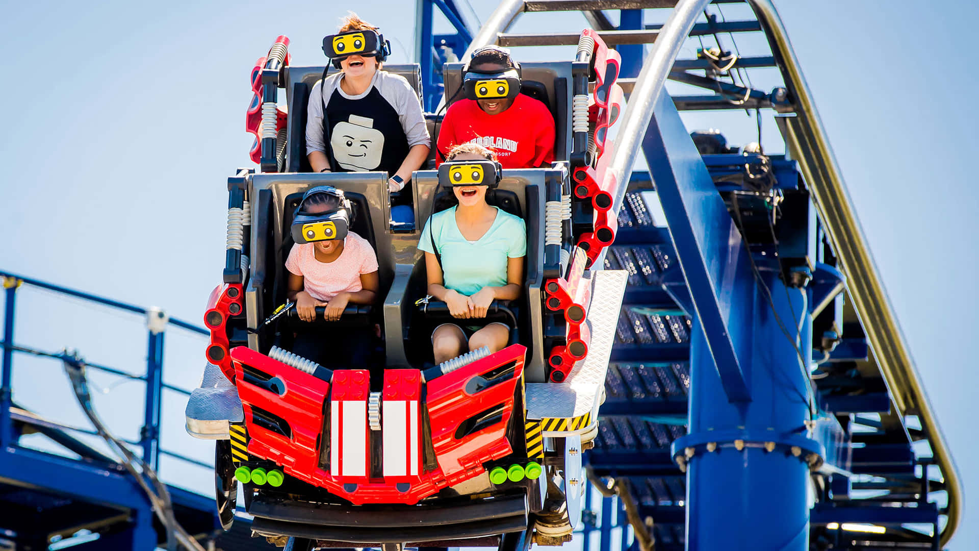Enjoy a summer day out at Legoland® Windsor!