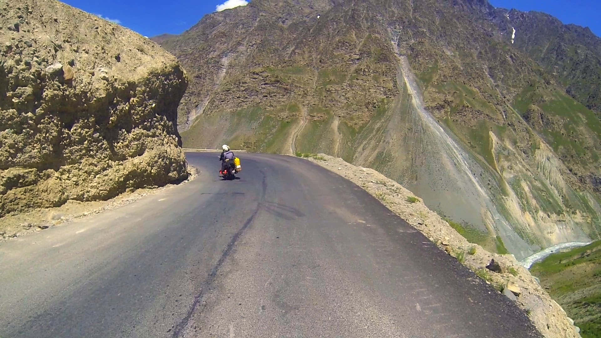Salidade Motocicletas En La Ruta Leh Manali Fondo de pantalla