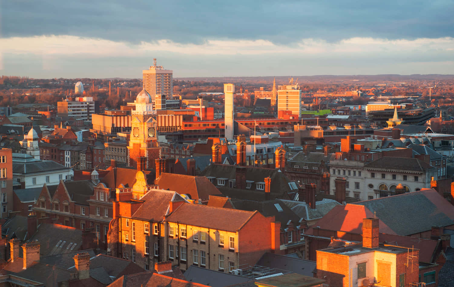 Leicester Cityscapeat Sunset Wallpaper