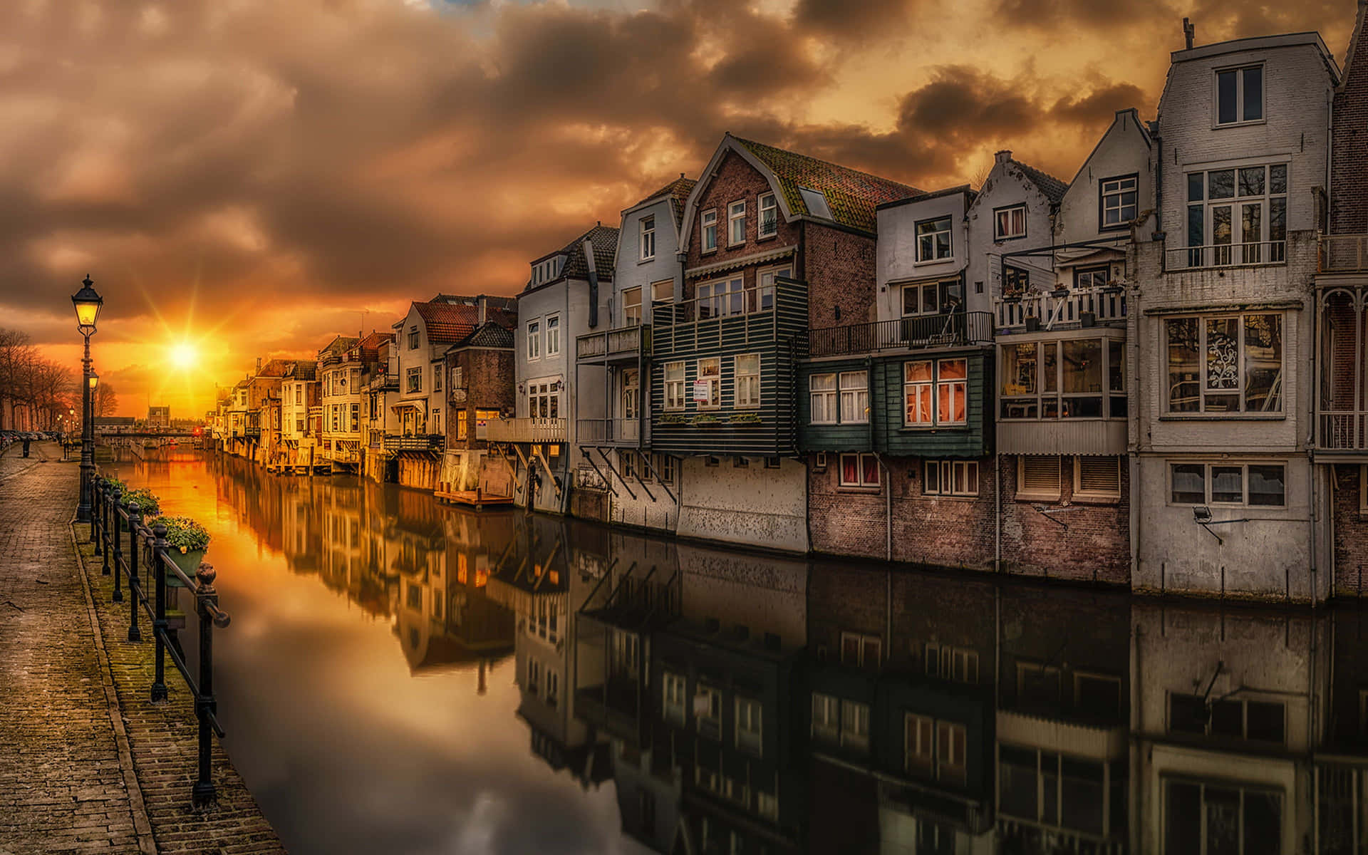 Leiden Canal Sunset Reflection Wallpaper