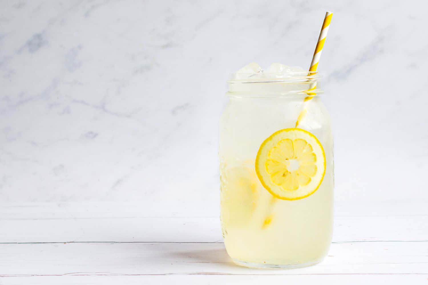Refreshing Lemonade for a Perfect Summer Day