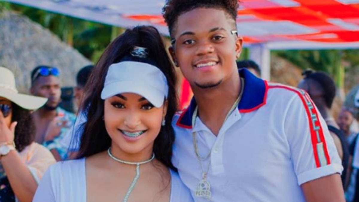 Leon Bailey Posing With Wife Wallpaper