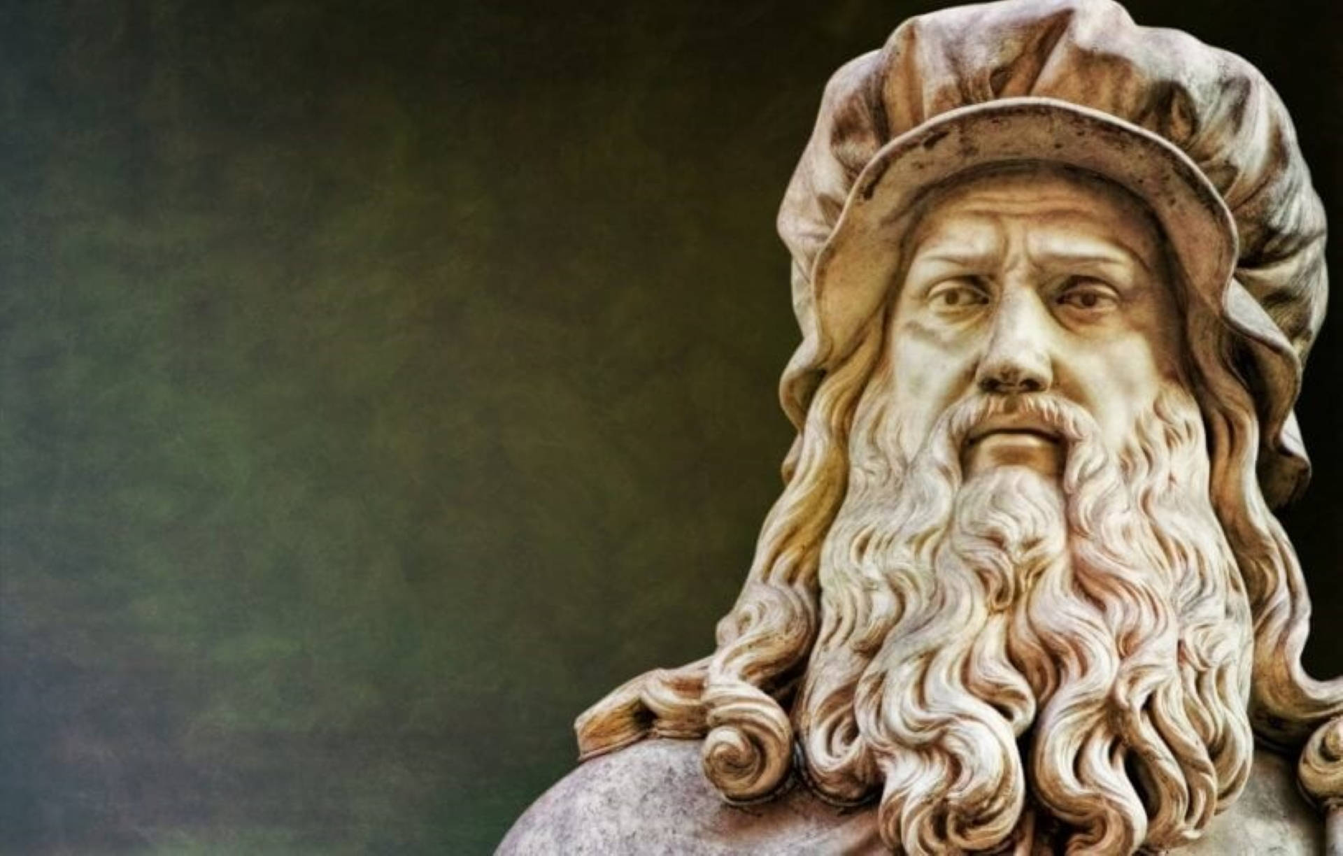 Leonardo Da Vinci Statue In Florence Wallpaper