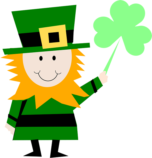 Leprechaun Holding Clover St Patricks Day PNG