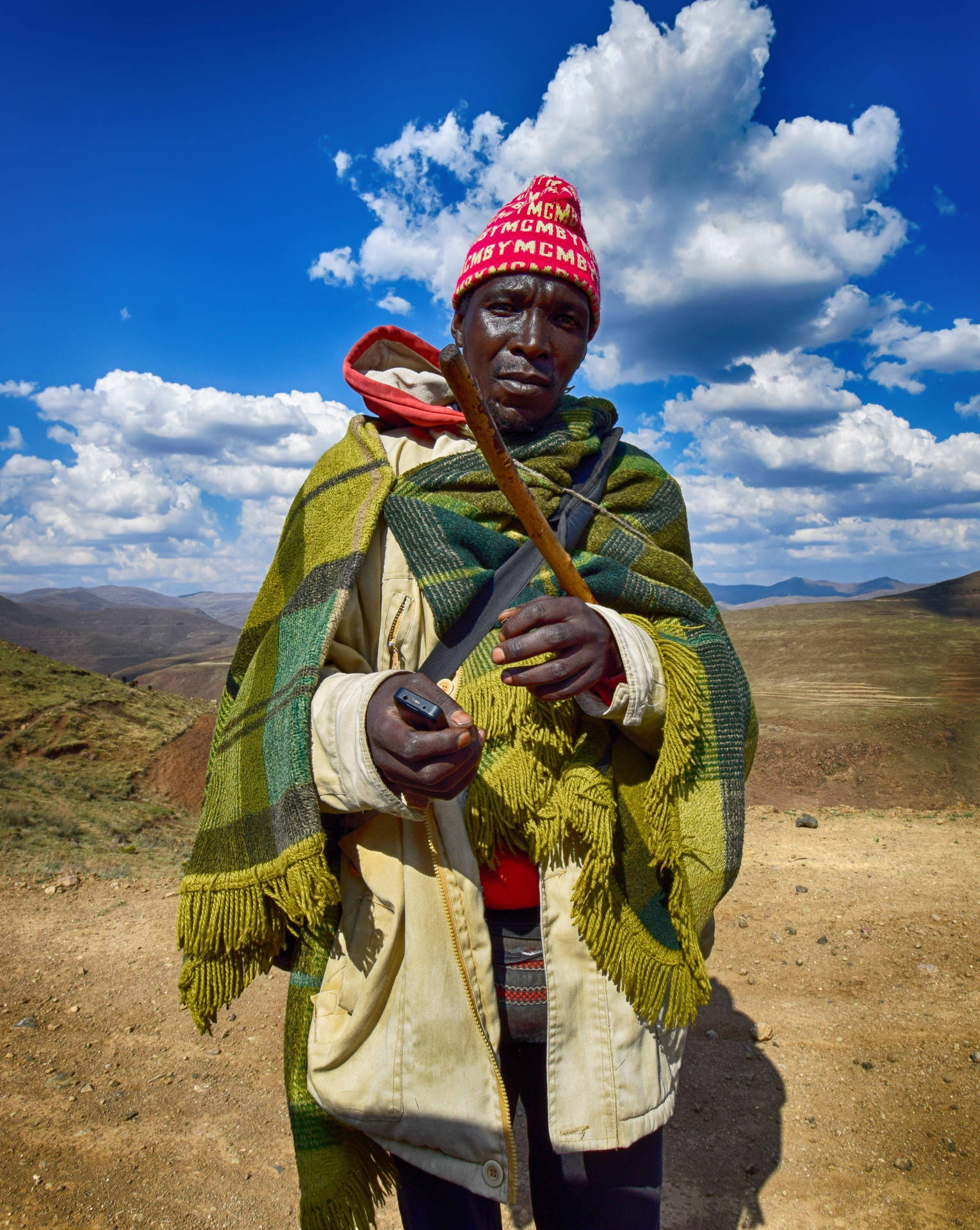 L'uomodel Lesotho Con Il Cappello Rosso Sfondo