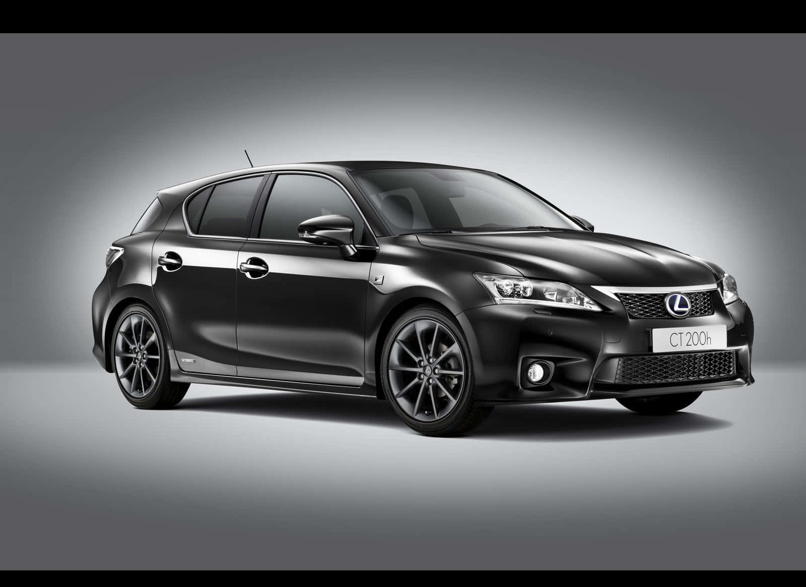 Lexus CT 200h in Action Wallpaper