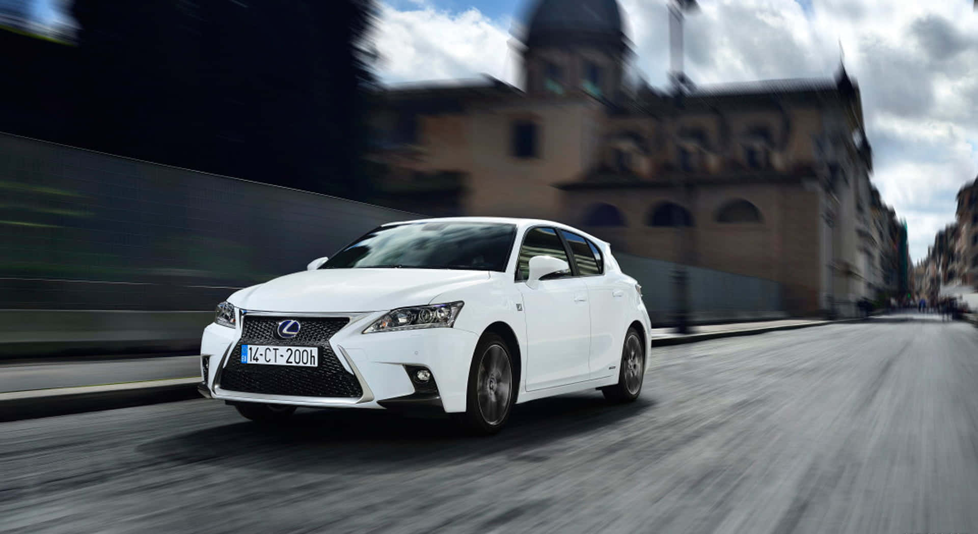 Sleek and Stylish Lexus CT 200h in Pristine Showroom Condition Wallpaper