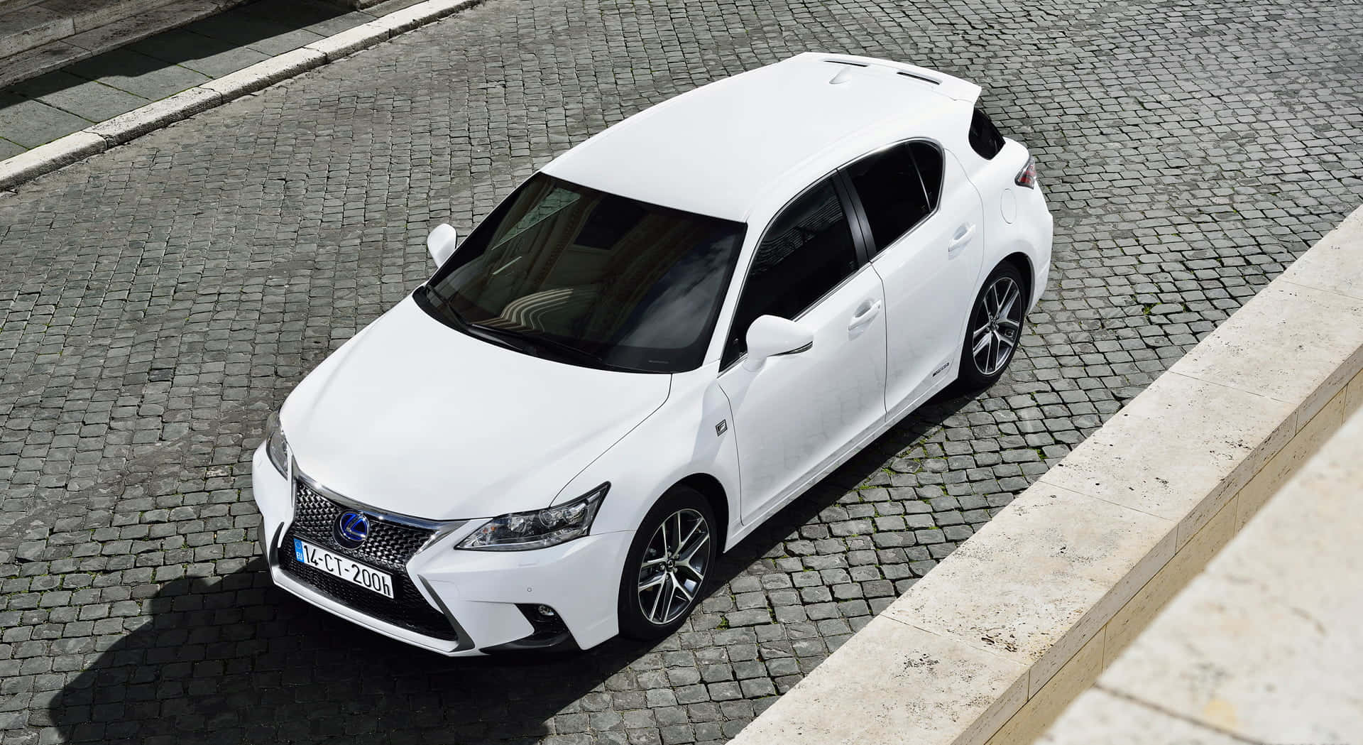 Lexusct 200h, Un Hatchback Híbrido De Lujo. Fondo de pantalla