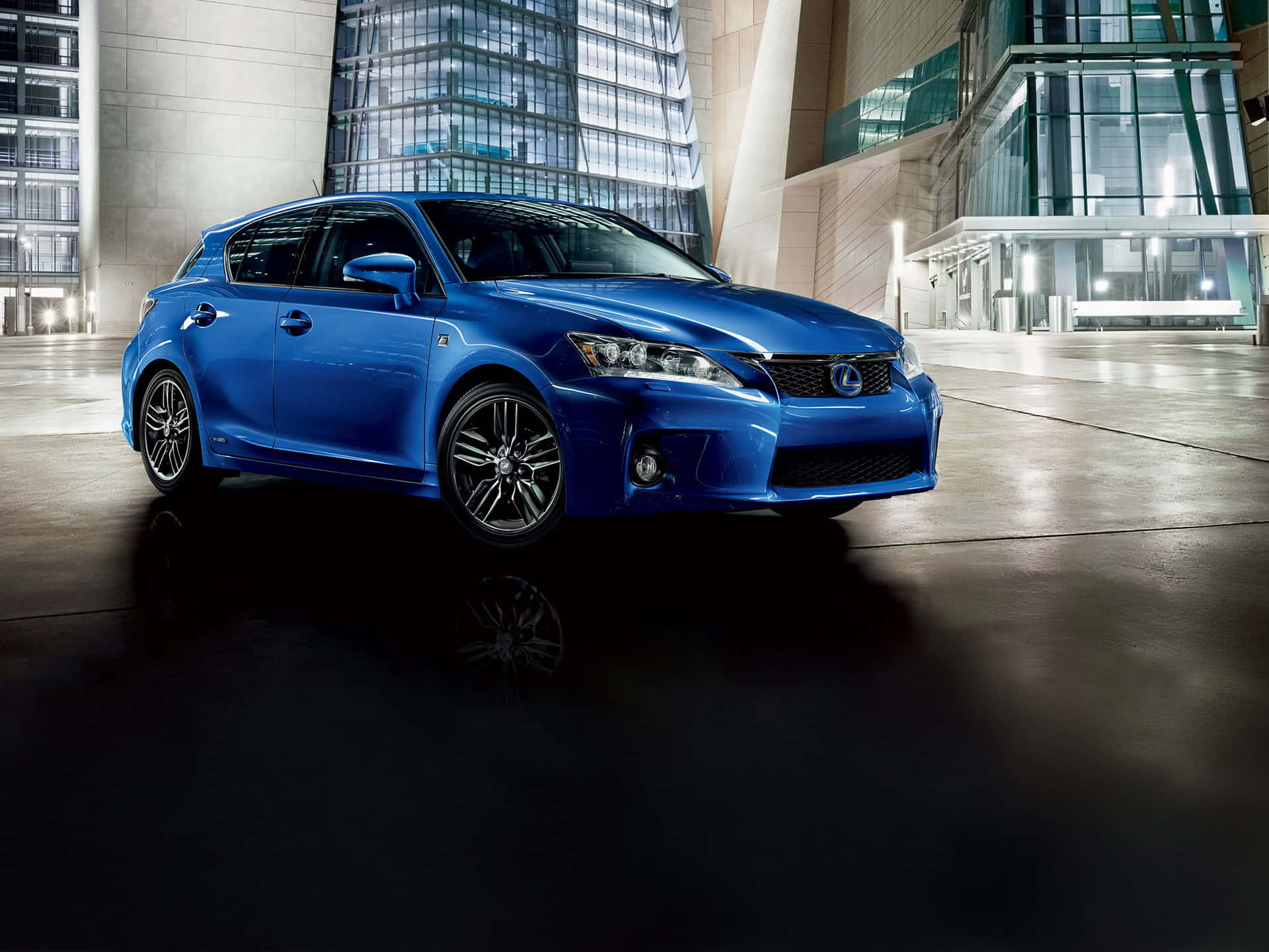 Luxurious Eco-Friendly: The Lexus CT 200h Wallpaper