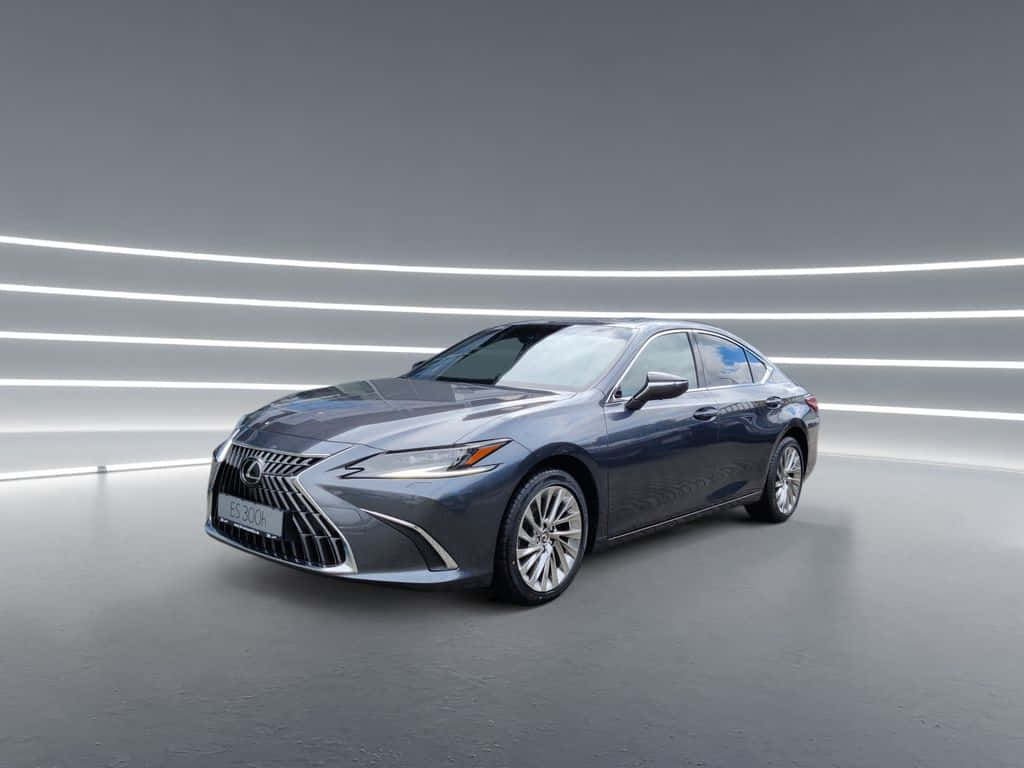 Stylish and Sophisticated Lexus ES 300h Wallpaper