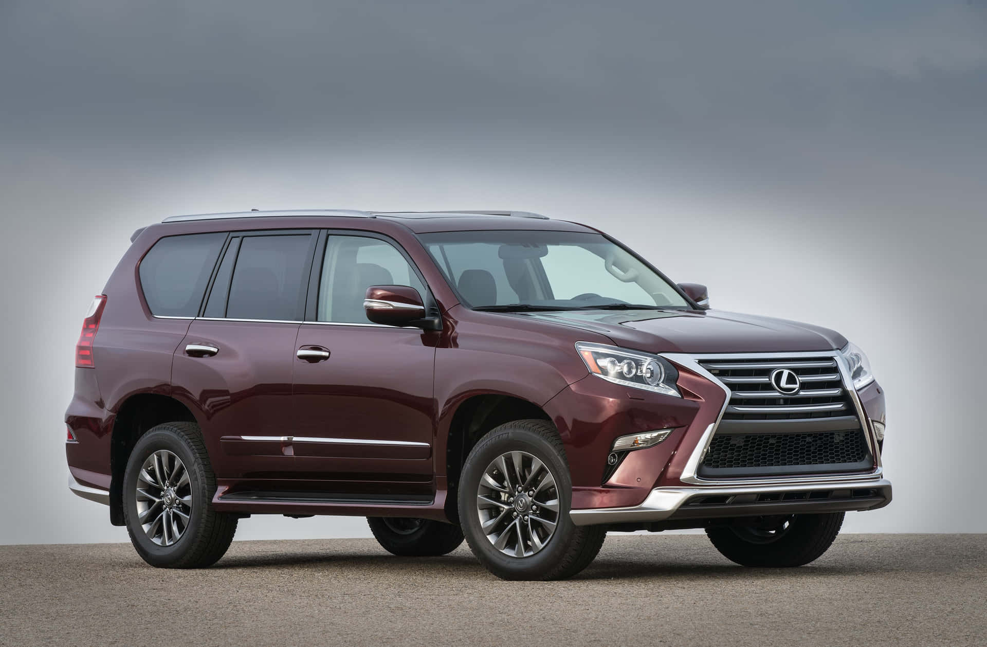 Elegant Lexus GX 460 - A Perfect Blend of Luxury and Performance Wallpaper