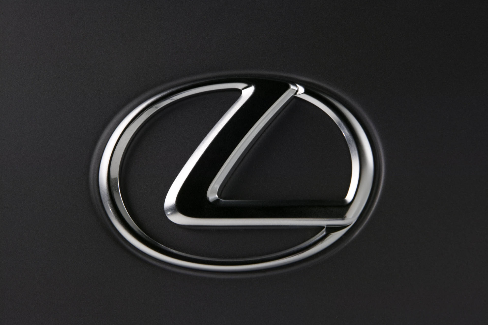 Lexus Logo In Shiny Chrome Wallpaper