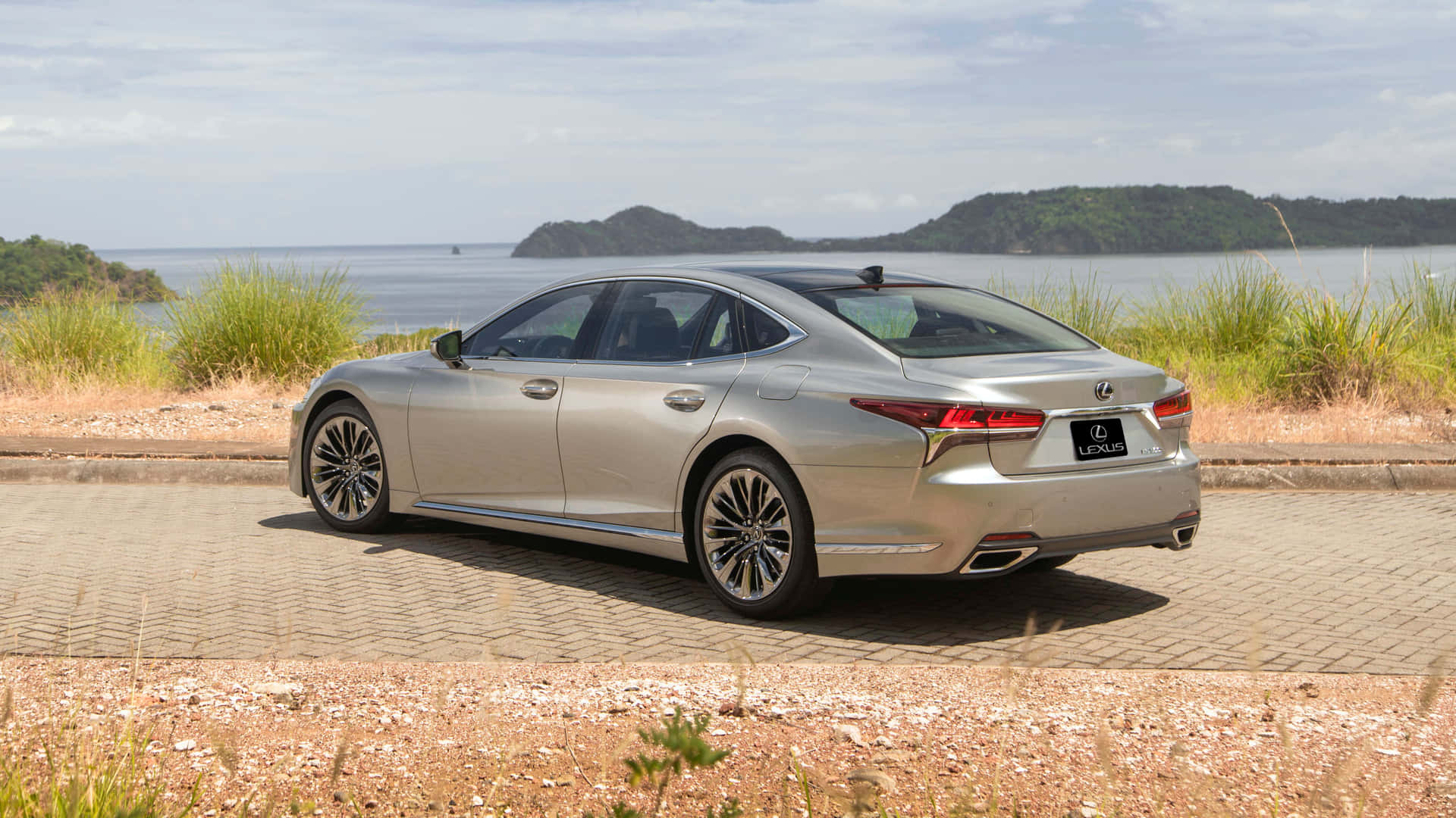 Lexus LS 500: Elevate Your Drive Wallpaper