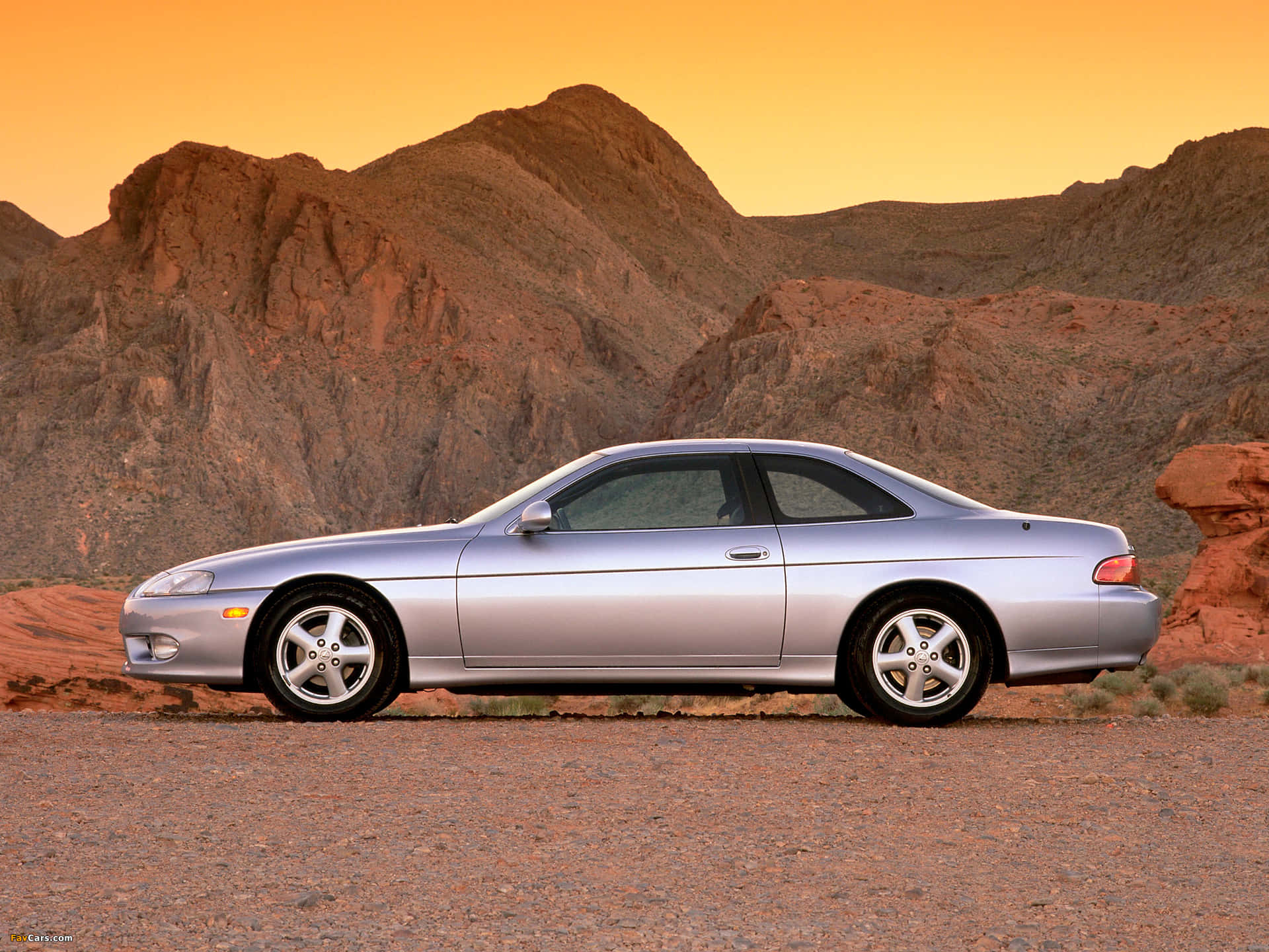 Captivating Lexus SC 300 in all its glory Wallpaper
