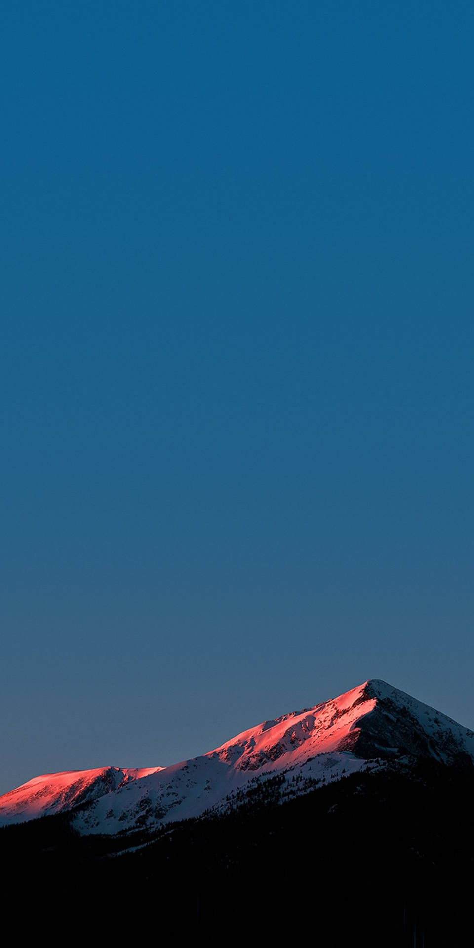 LG Phone Red Icy Mountain Wallpaper