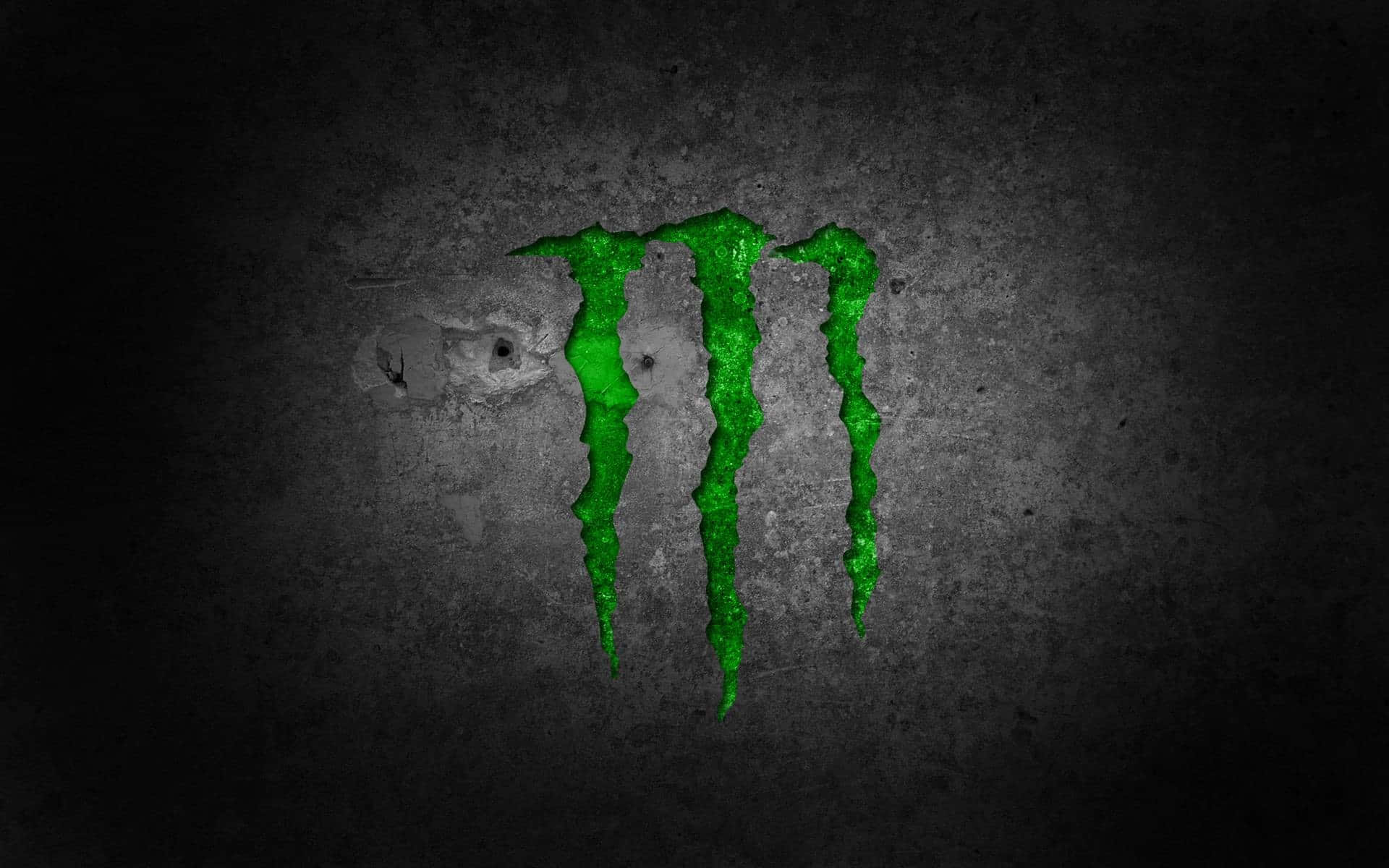 Liberala Bestia Con Monster Energy