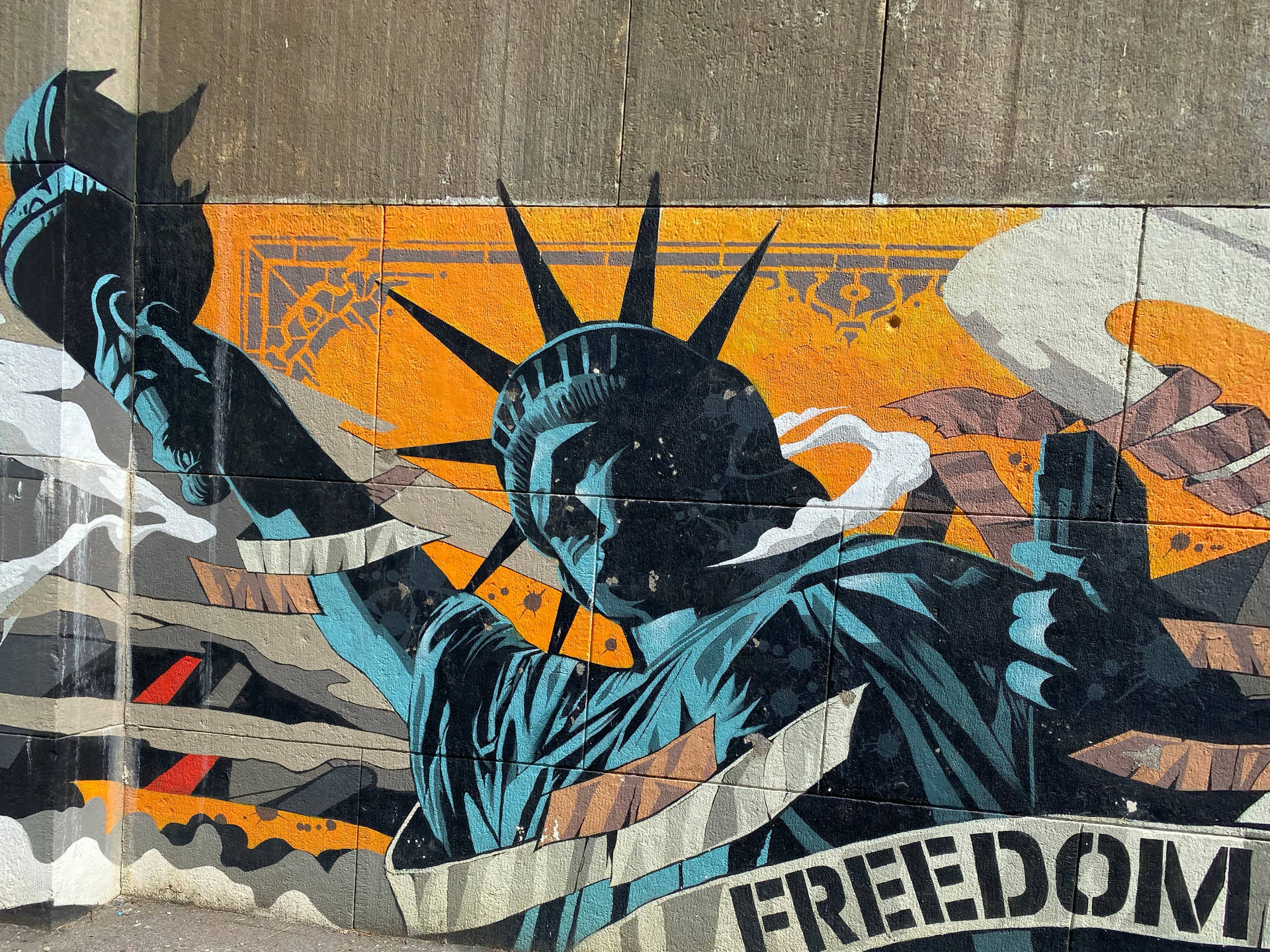 Liberty Statue Freedom Street Art Wallpaper