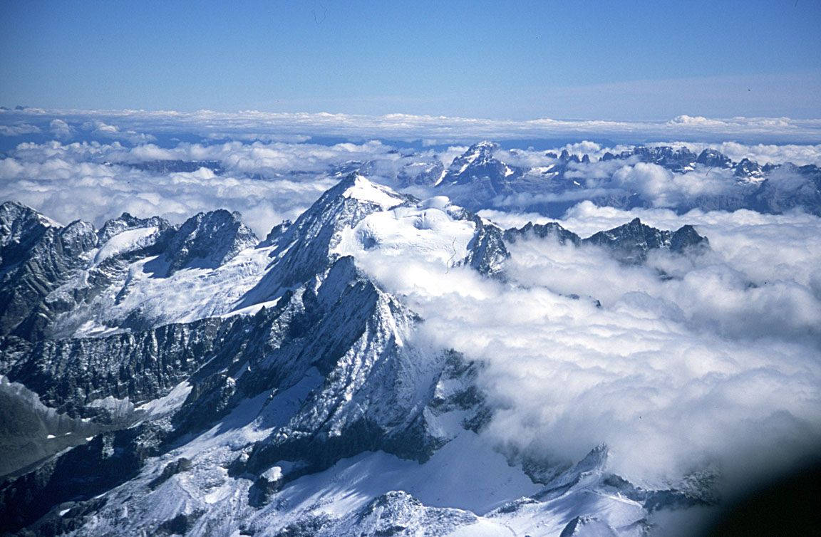 Picode Las Montañas De Liechtenstein Fondo de pantalla