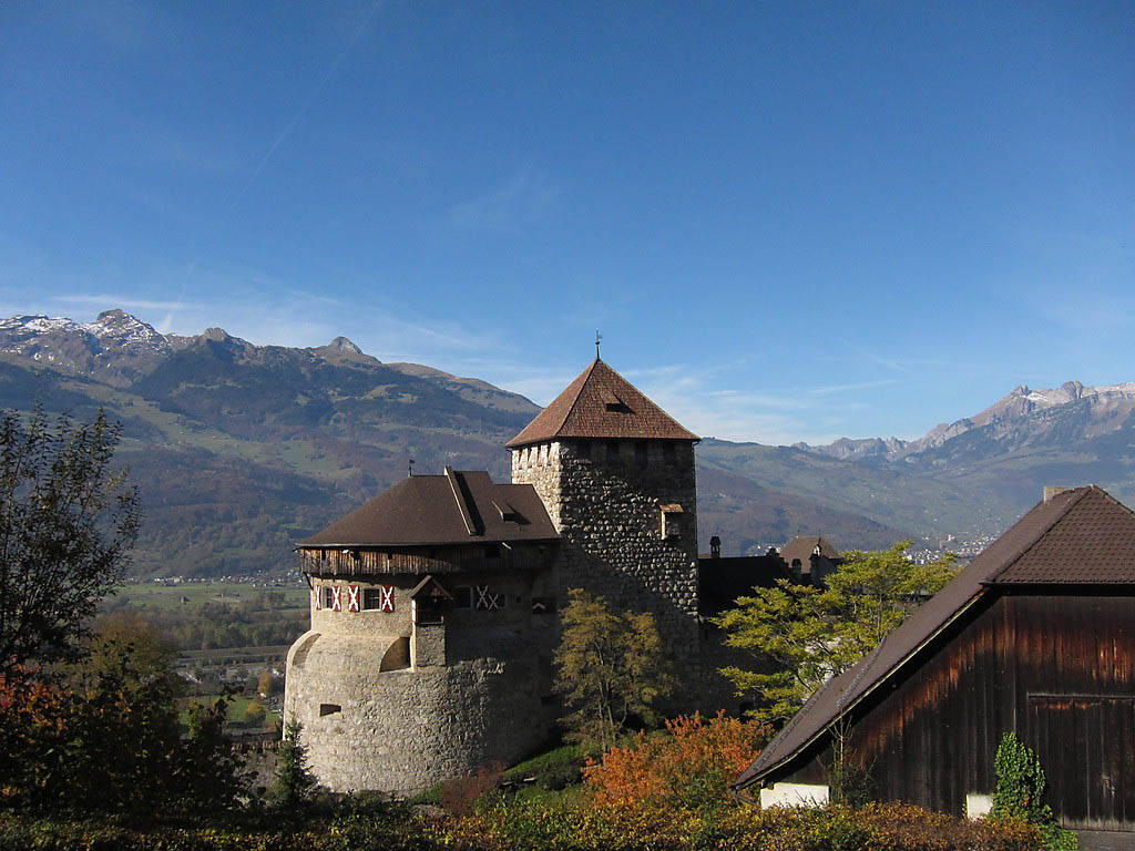 Liechtenstein Vista Del Castello Di Vaduz Sfondo