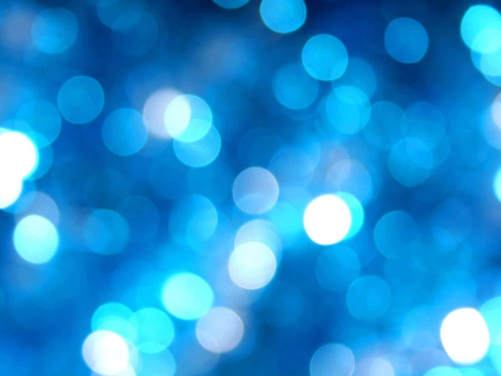 Blåbokeh-ljuseffektbild.
