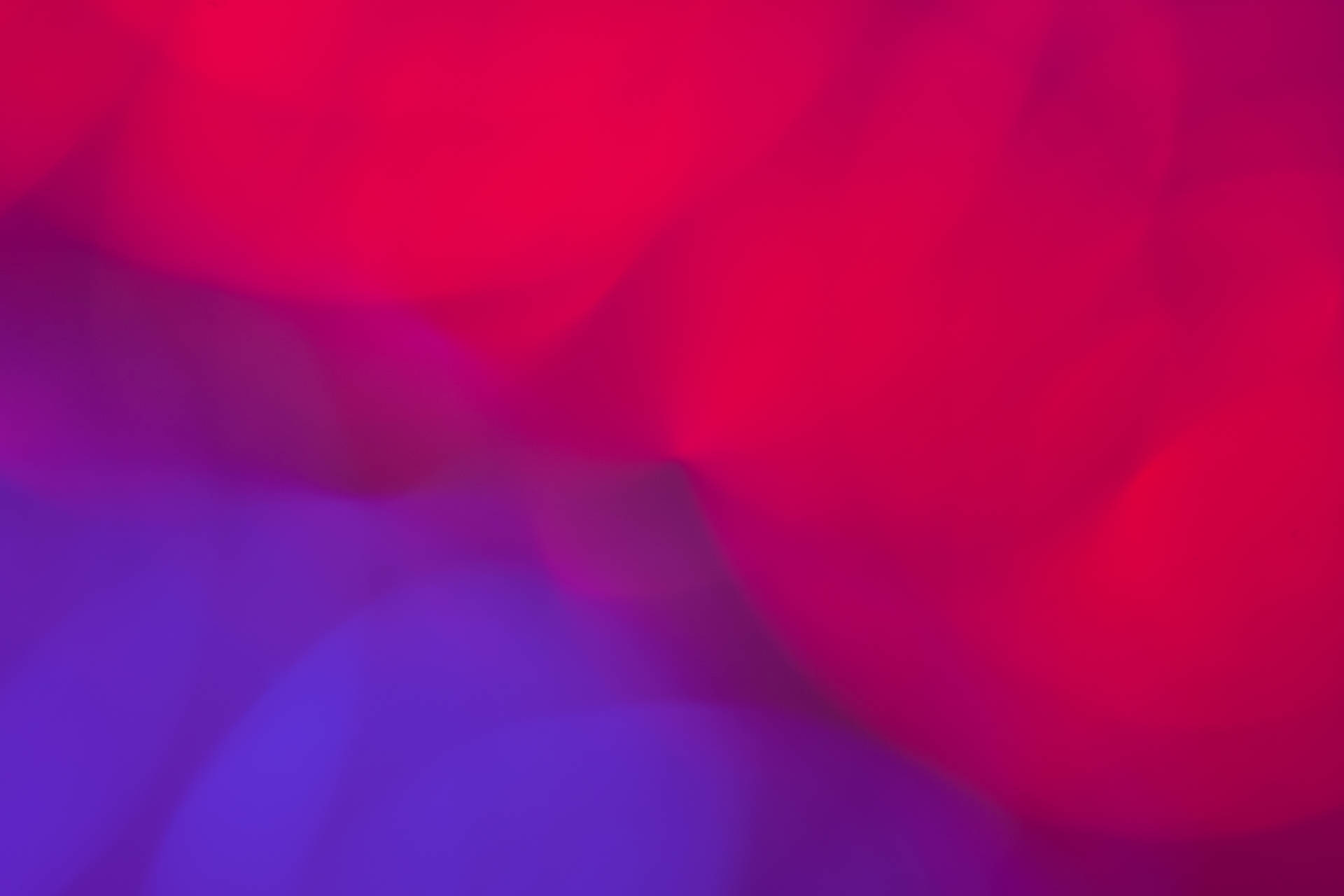 Light Purple And Red Blur Painting Wallpaper