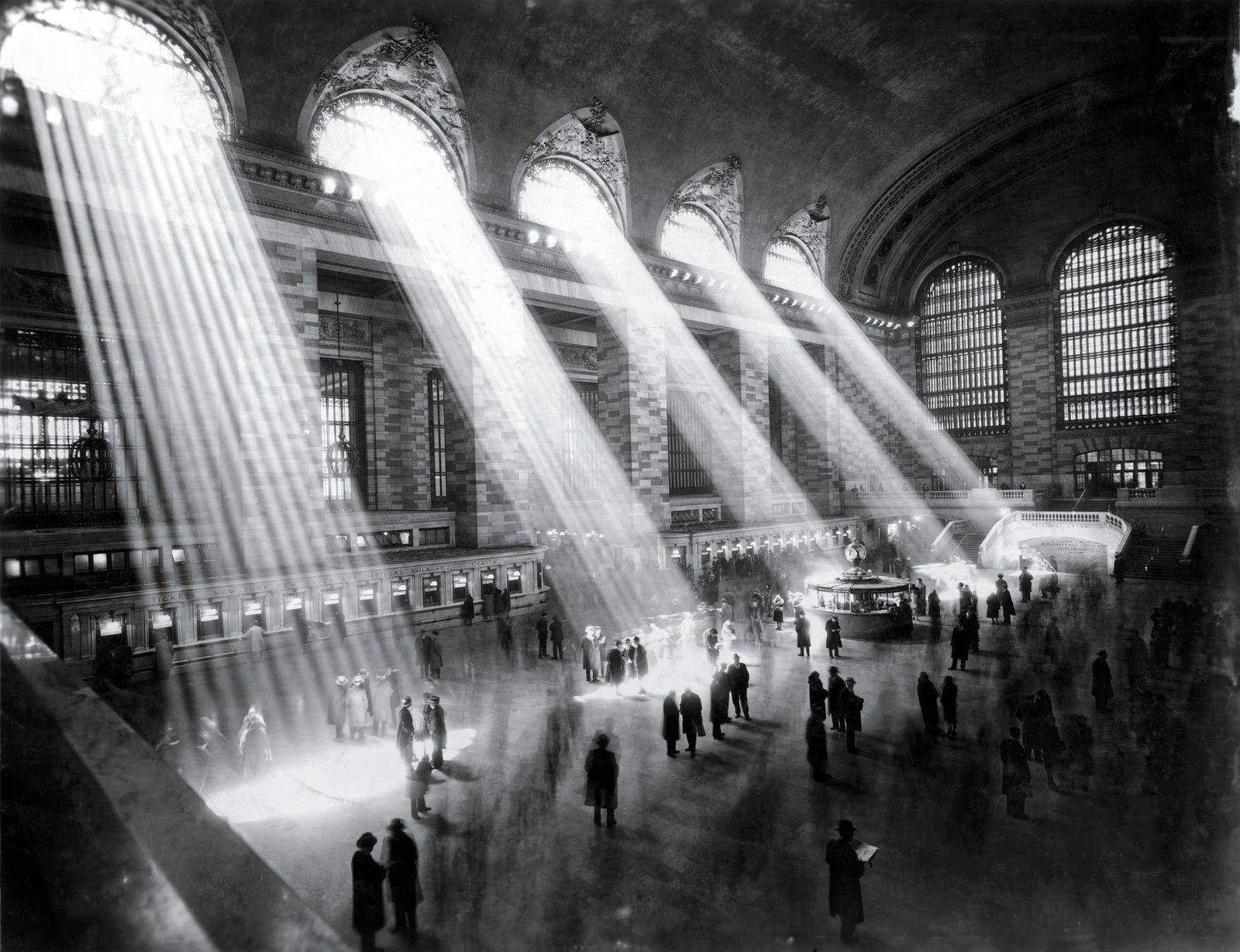 Rayosde Luz En La Estación Central De Grand Central. Fondo de pantalla