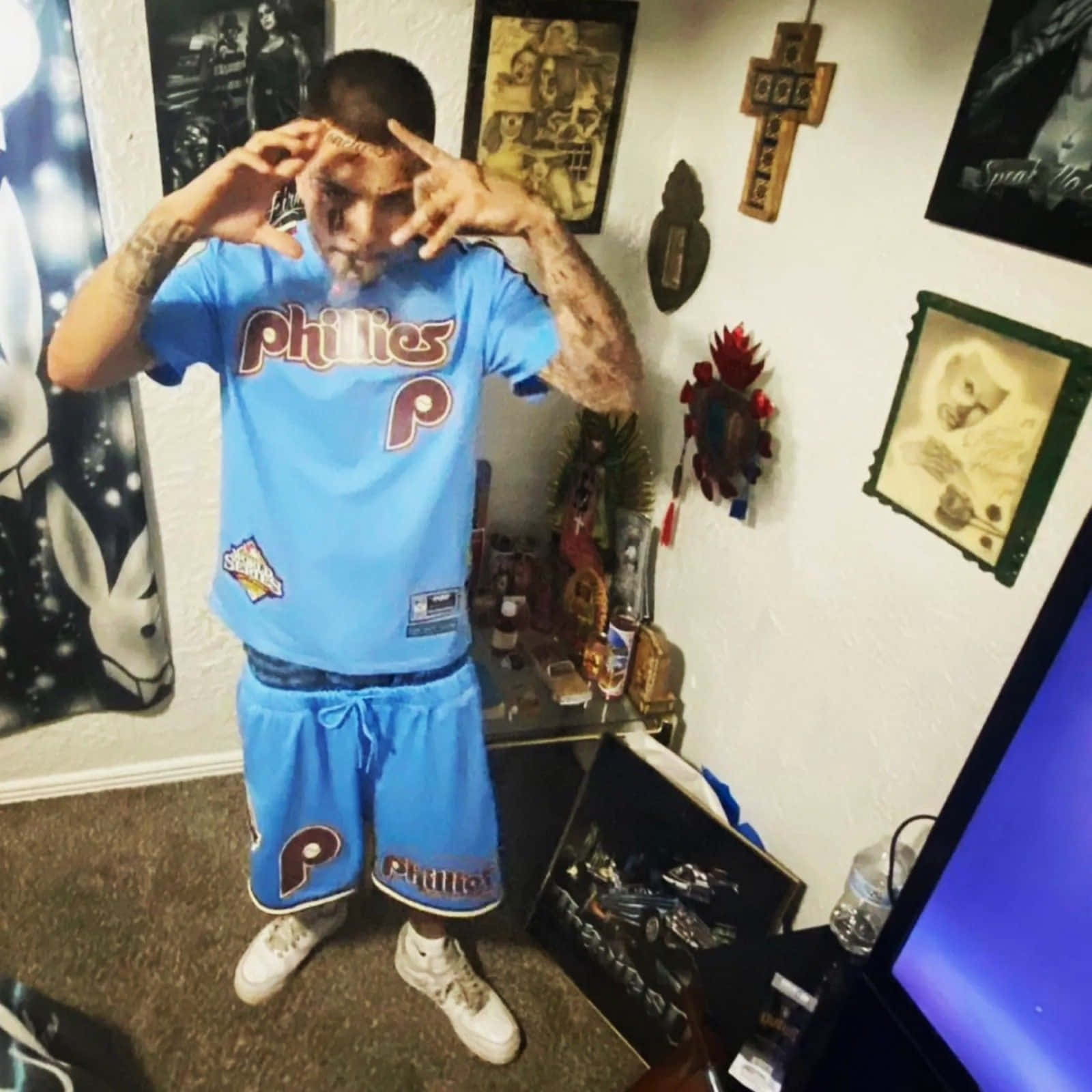 Lil Travieso Style And Vibe Wallpaper