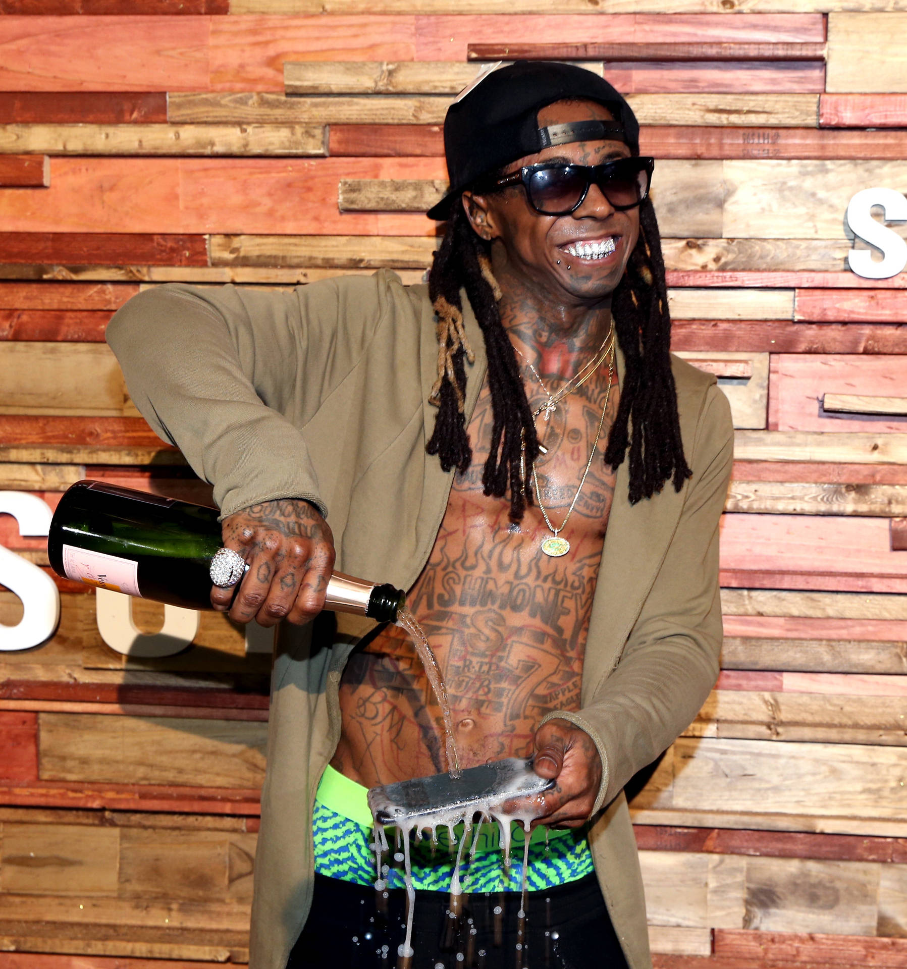 Lil Wayne Champagne Wallpaper
