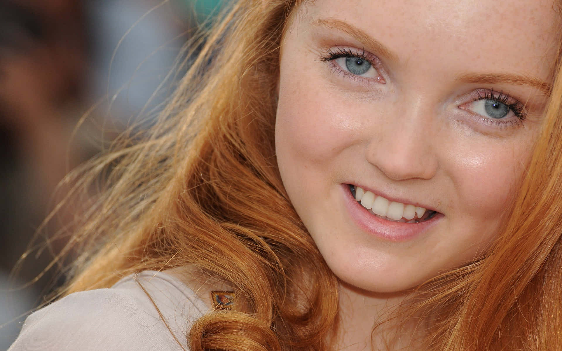 Lily Cole, Elegance Personified Wallpaper