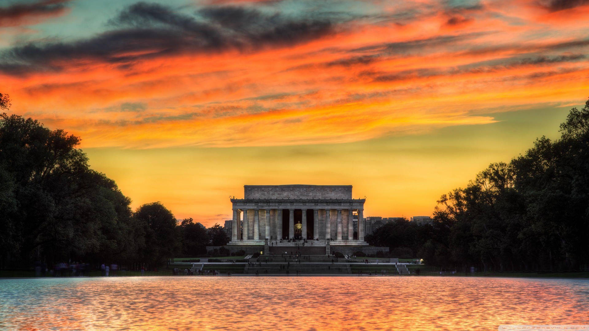 Monumentoa Lincoln Con Un Cielo Arancione Al Tramonto Sfondo