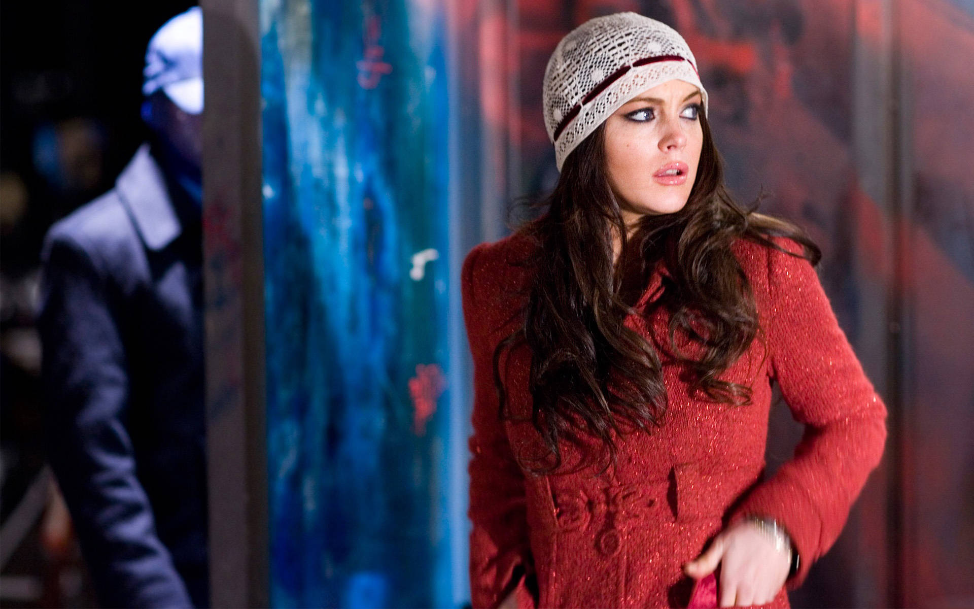 Lindsay Lohan In A Red Winter Coat Wallpaper
