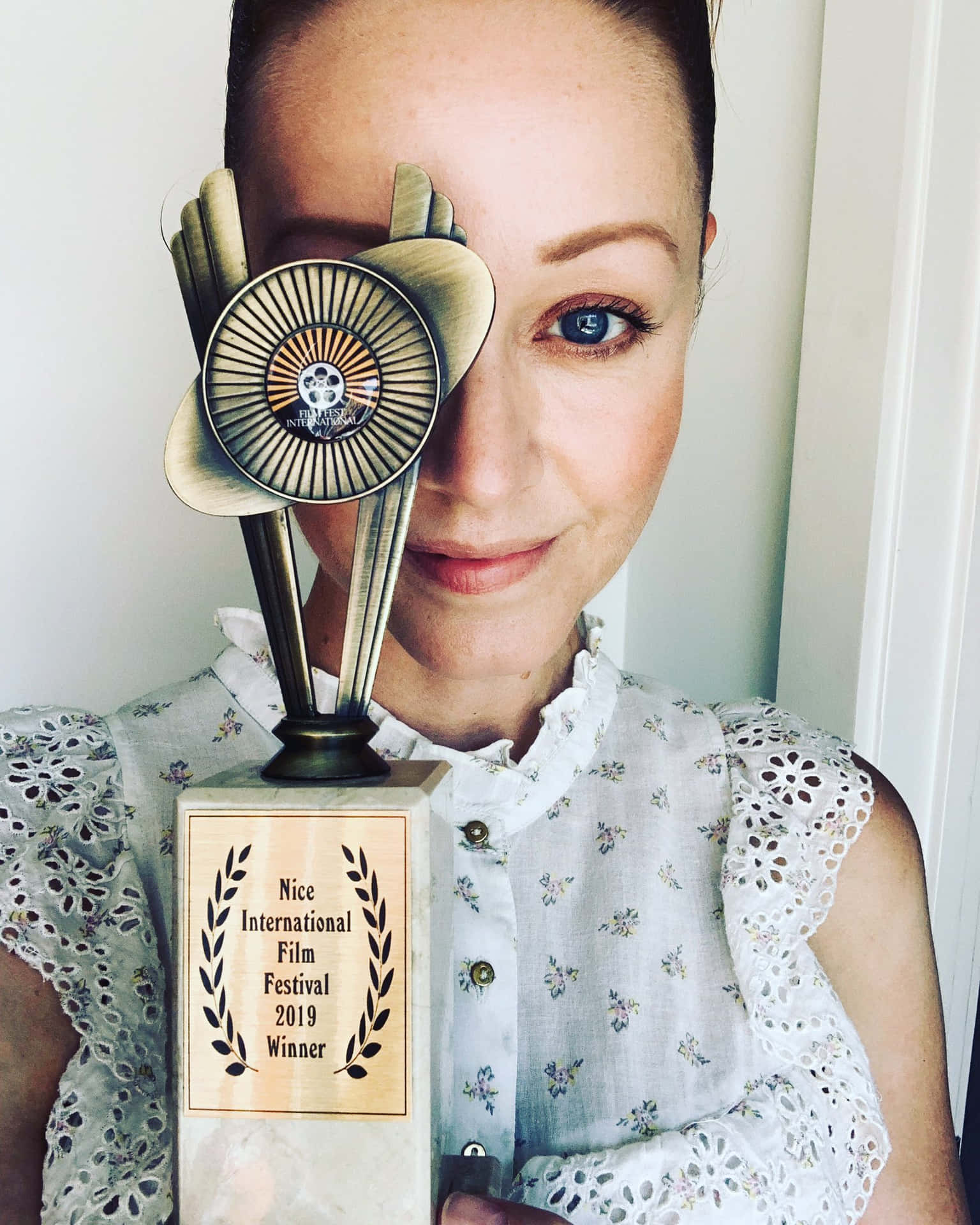 Lindy Booth Houdt Award 2019 Achtergrond