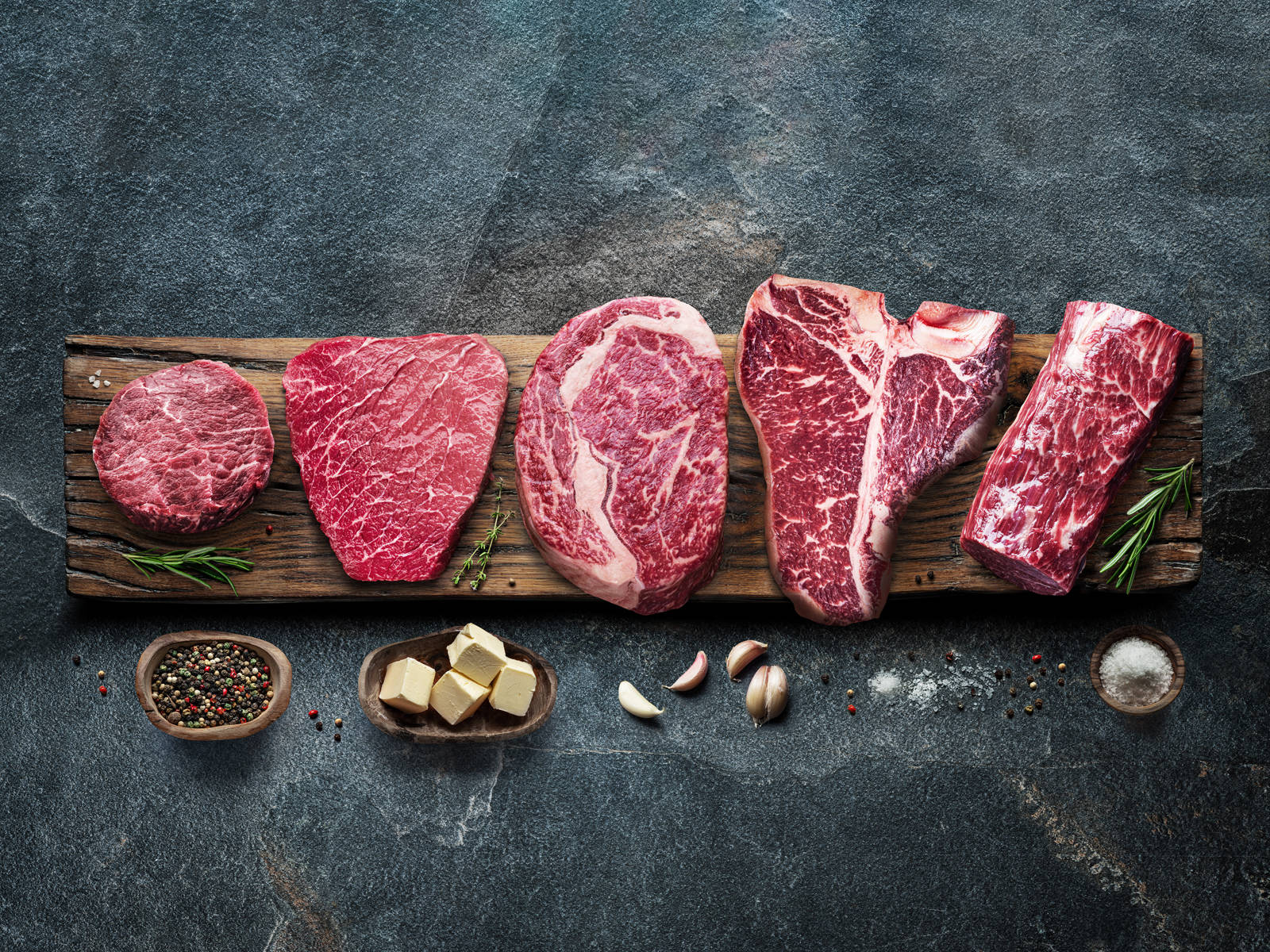 Lined Up Slices Of Kobe Beef Wallpaper