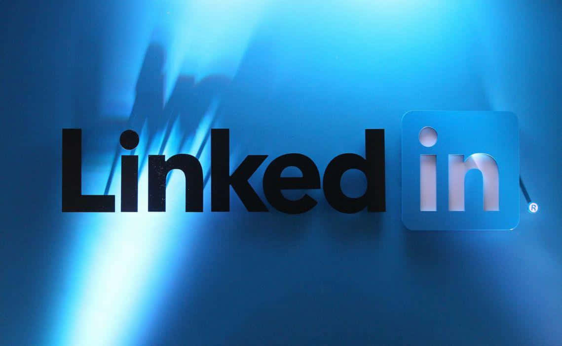 Make Connections And Accelerate Your Career With Linkedin