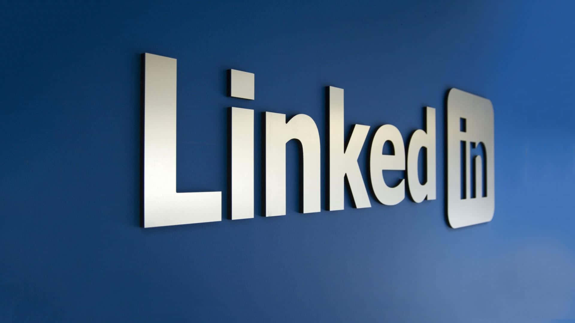 Polished Silver LinkedIn Logo Background