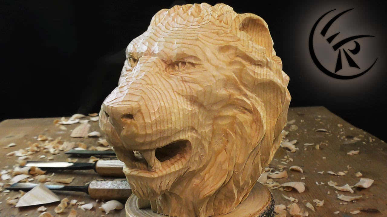 A striped majestic Lion Head in profile