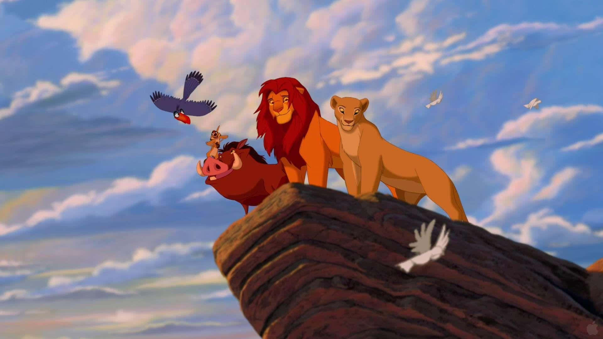 Simba står på Prid Rock Lion King-baggrund
