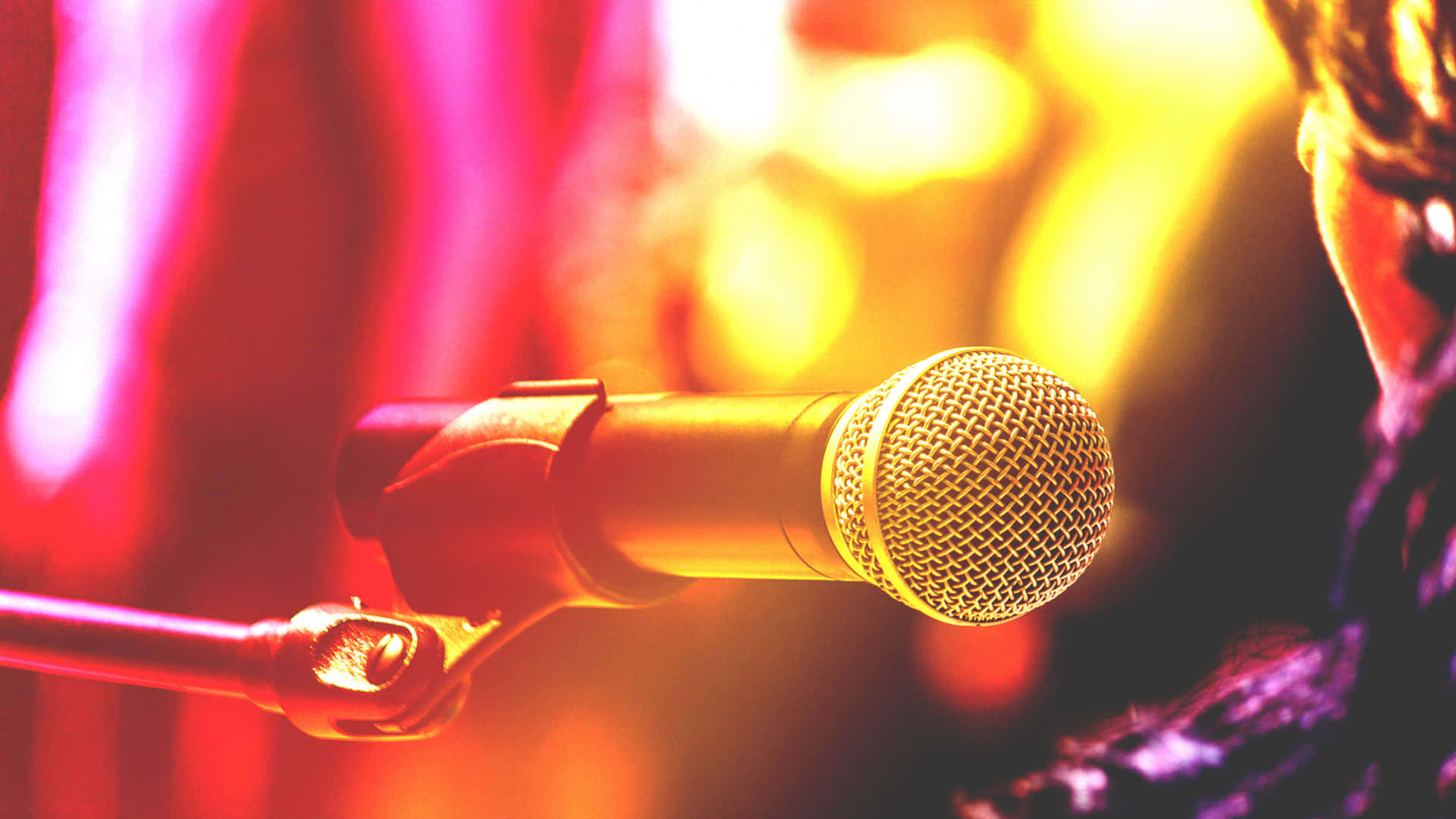 Live Performance Microphone Bokeh Wallpaper