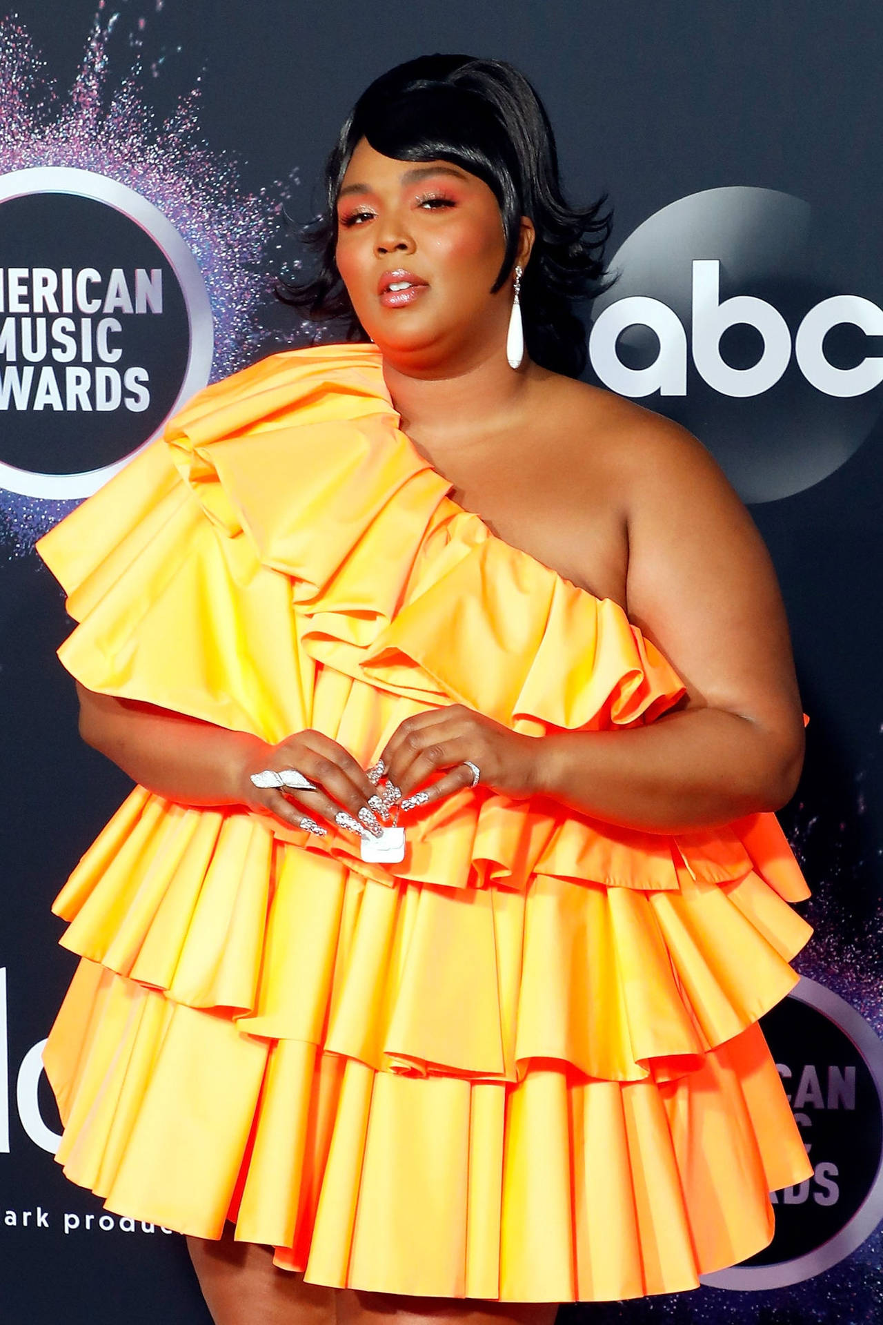 Lizzo American Music Awards Background